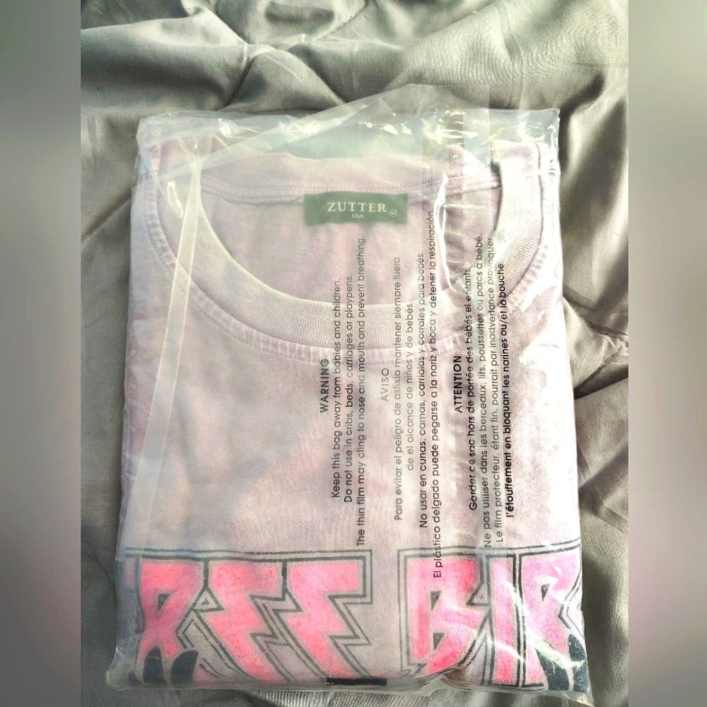 Lavender/Pink Free Bird Graphic Tee NWT - Picture 3 of 3
